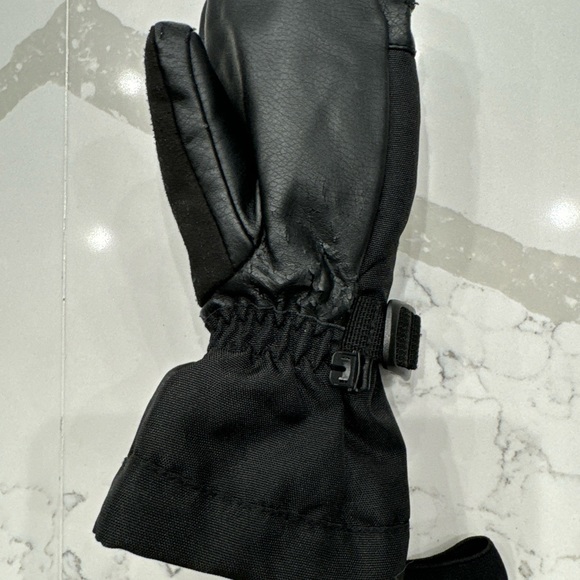 Youth REI black mittens size XS for skiing or snowboarding - Picture 5 of 7